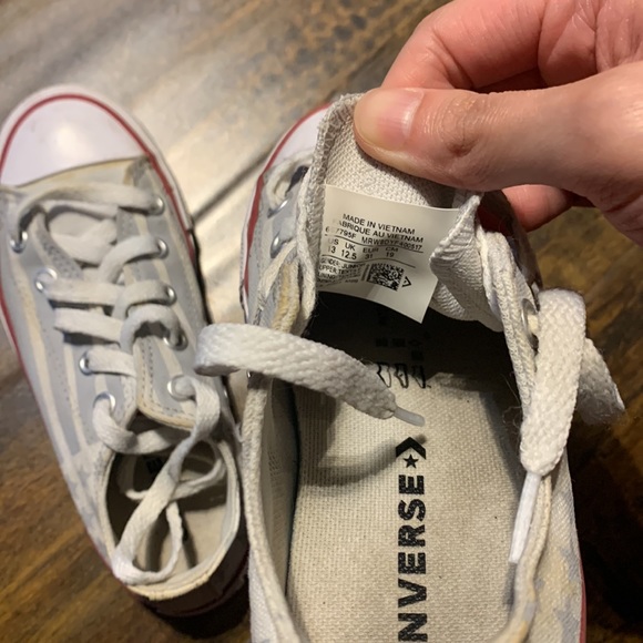 Converse kid shoes - Picture 2 of 3